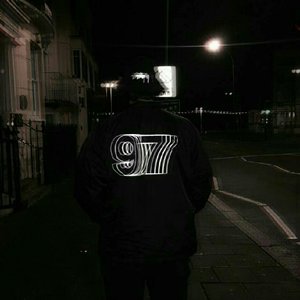 女装给民工做老婆
